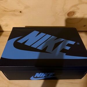 🔥 Air Jordan 1 Low OG “Obsidian” (GS) – Brand New in Box 🔥